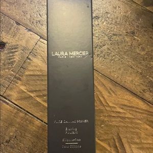 Laura Mercier primer